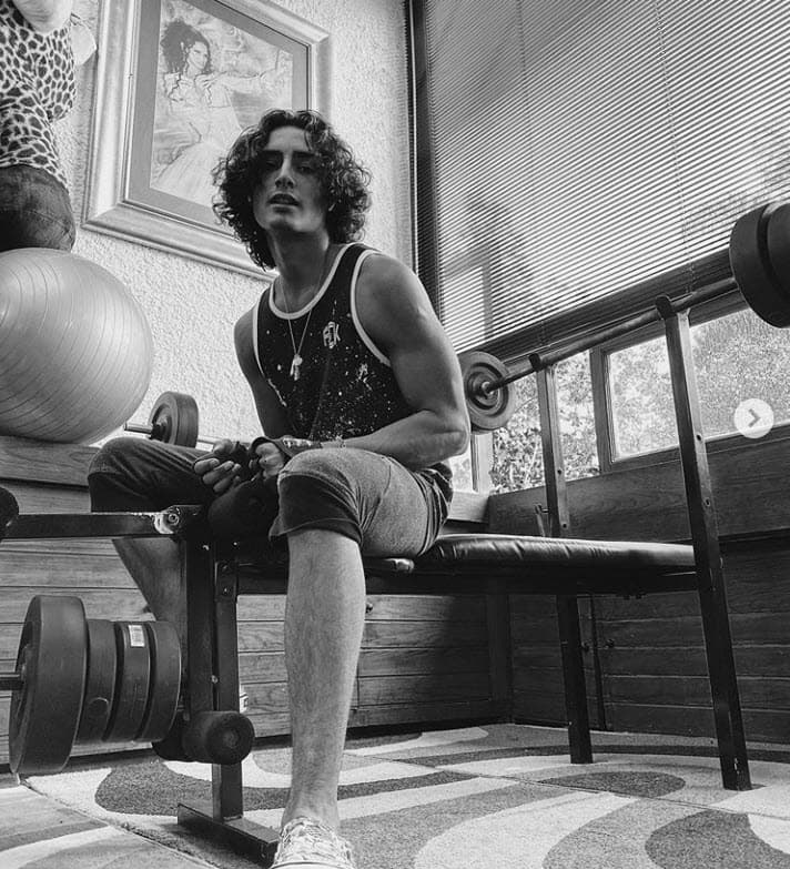 Al respecto, Emilio Osorio, hoy dedicado a la actuación y la música, dijo que ya sabía de las sospechas de su famoso padre. 
<br>