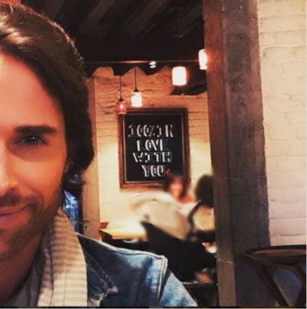 Por su lado, a 
<b><a href="http://www.univision.com/temas/angelique-boyer">Angelique</a></b> le encanta presumir a su novio: "100% in love with you", fue el título de esta foto.