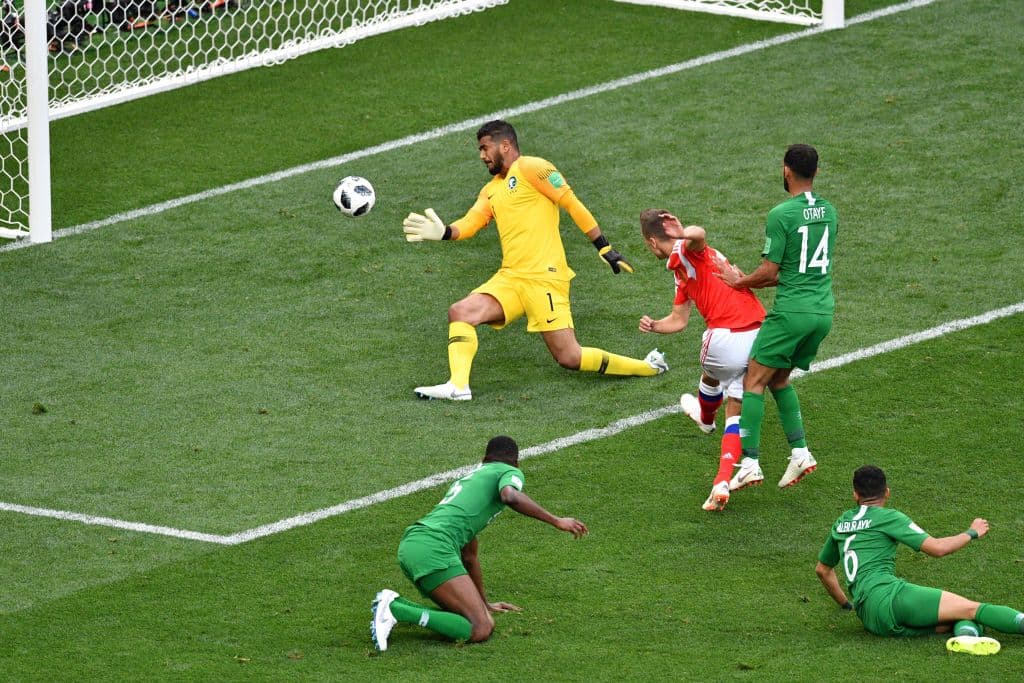 Cheryshev entró como suplente contra Arabia Saudita y en ese juego marcó dos tantos. Tener menos tiempo que Diego Costa en cancha lo pone arriba en la lista de goleadores.