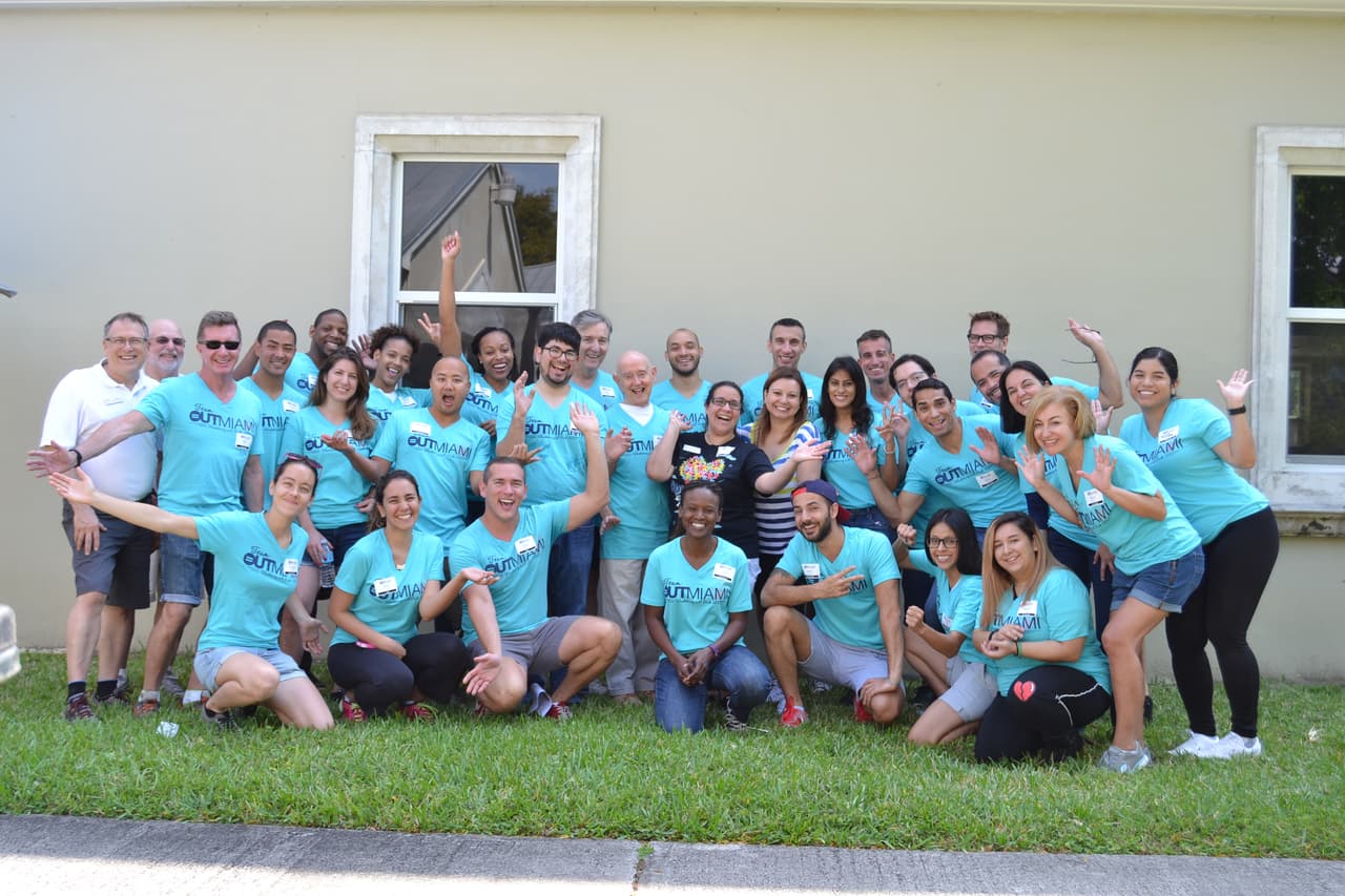 "Solo 12 % de la población de Miami hace algún tipo de voluntariado, cuando el promedio nacional es de 25%. Nosotros como fundación queremos cambiar eso", señala Bayo.