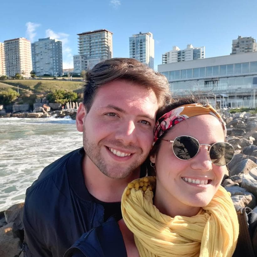 Valentina es la hija mayor de Juan Soler, la tuvo antes de casarse con Maki Moguilevsky. El actor contó, en septiembre de 2020 para el programa 'La última y nos vamos', que se enteró de la existencia de Valentina hasta que ella tenía un año y medio, cuando Karina, madre de la joven, le dijo: "Quiero que sepas que, en este mundo, tú tienes una hija".