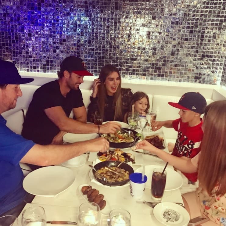 Elizabeth luchó para salvar a su familia y logró una primera reconciliación con el cubano.