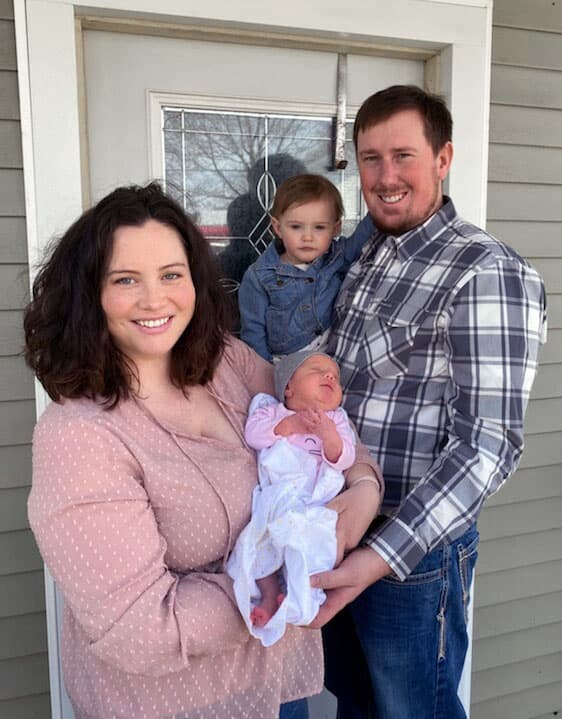 Mallory Pease con su esposo y sus hijos.