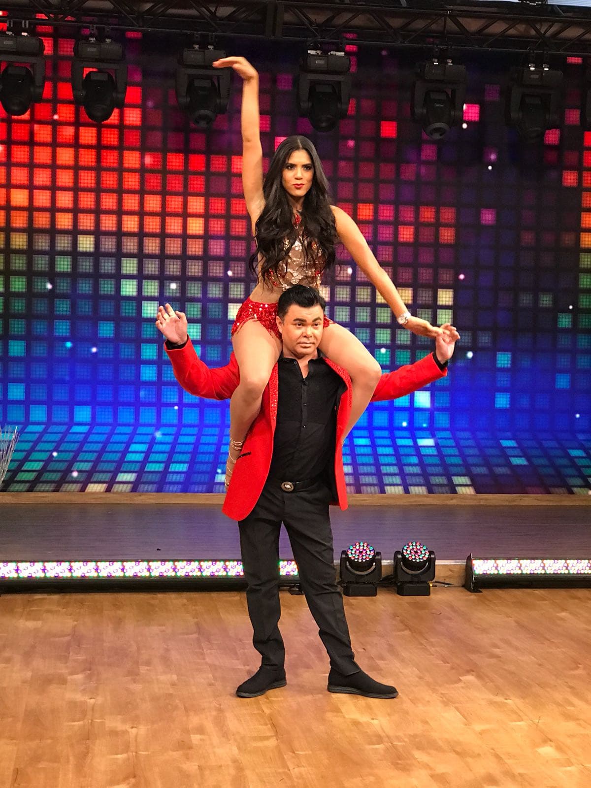 Francisca Lachapel lució muy cómoda y segura con su pareja.