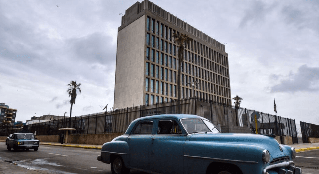 EEUU informa la nueva política con Cuba: anuncian más vuelos, visas y reunificación familiar