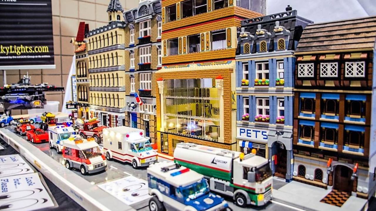 Además de las exhibiciones, los asistentes podrán comprar bloques LEGO, kits y productos personalizados, 
<b>ideales para regalar durante la temporada navideña.</b>