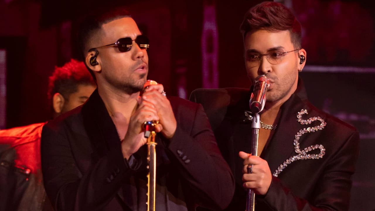 Romeo Santos y Prince Royce en Premio Lo Nuestro, un dueto a bachata con 'Lokita Por Mí' y 'Dardos'