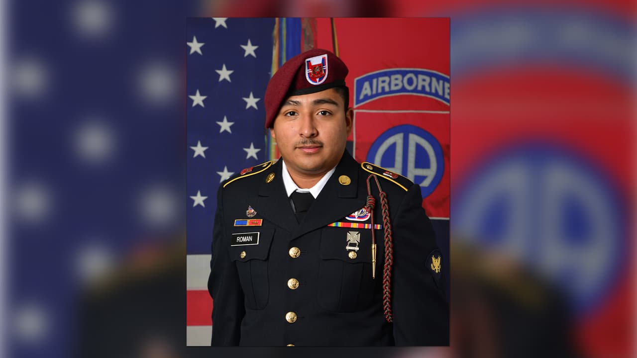 Ejército ofrece recompensa de $ 25,000 para dar con los presuntos asesinos de un soldado hispano