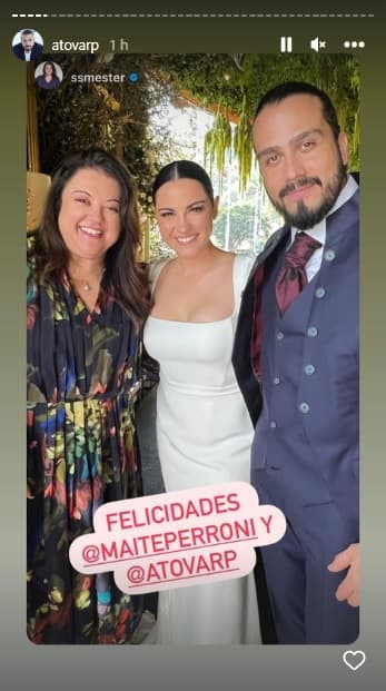 Maite viajó a Barcelona, España, para elegir telas y diseños junto a Clará, y seleccionó una de sus creaciones para casarse con Andrés Tovar ante el juez. 
<br>
<br>