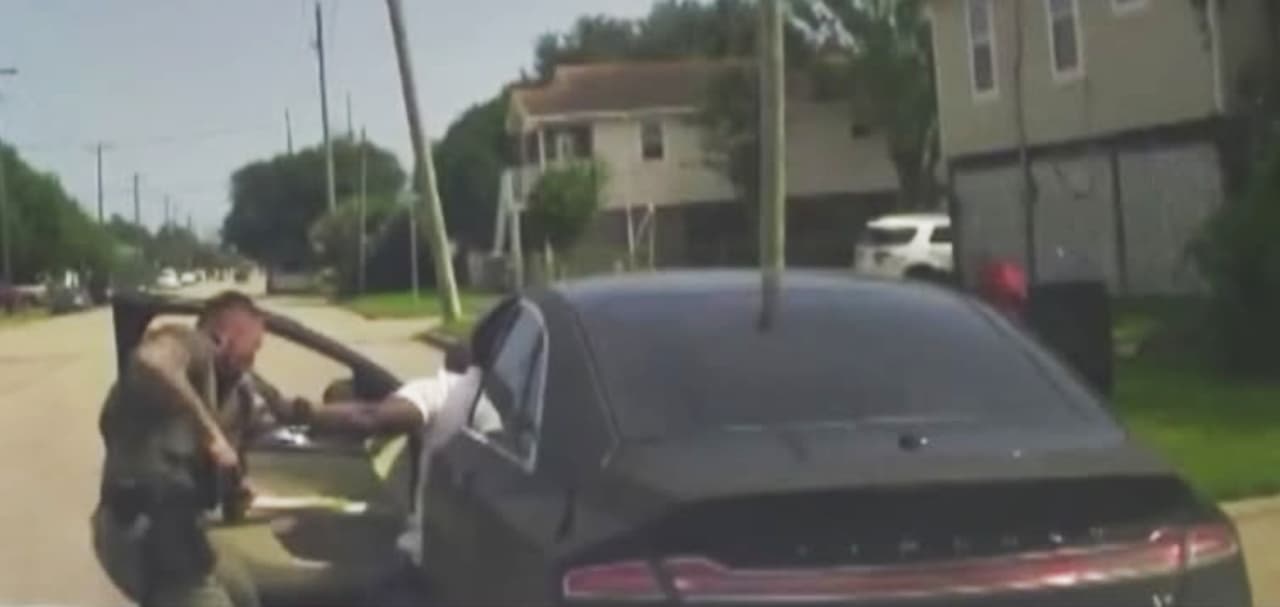 Publican video del momento en que oficial de Galveston balea de muerte a Randy Martin: exigen justicia