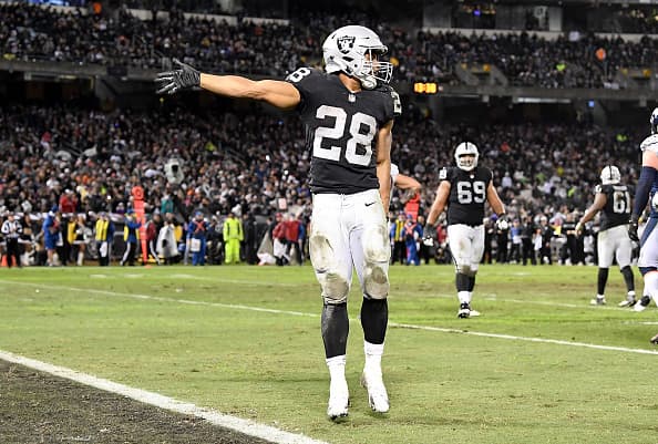 ¿Qué impide que los Raiders de Oakland jueguen en San Francisco?