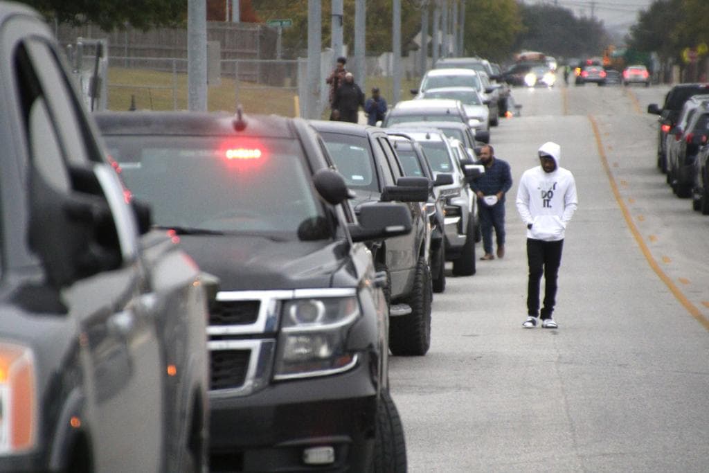 Afortunadamente, el reporte fue una falsa alarma y la policía no reportó ni tiros ni armas dentro del campus. 
<br>