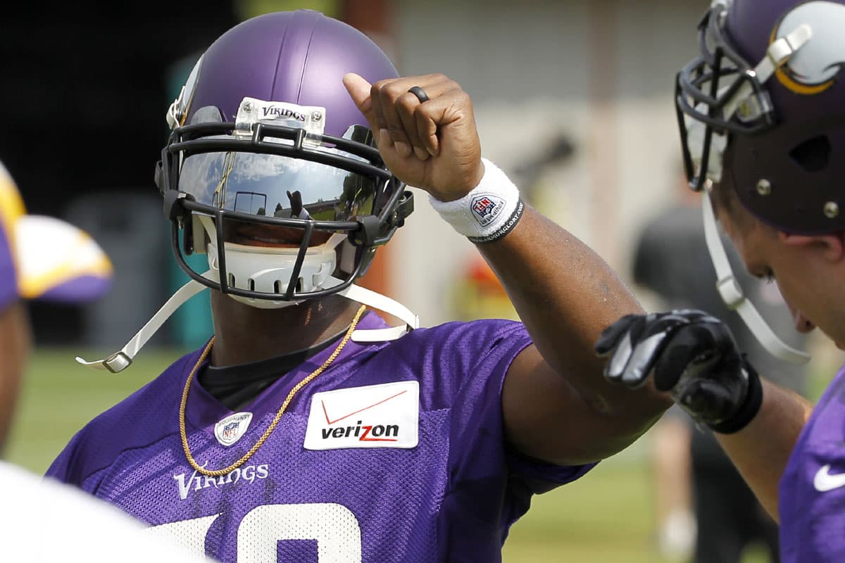 Adrian Peterson se reportó al primer día de entrenamientos de los Vikings