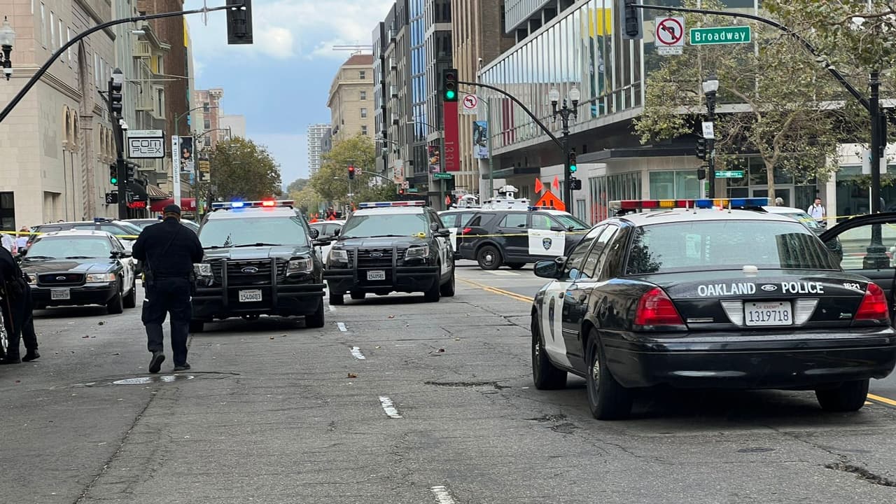 Tiroteo cerca del Ayuntamiento de Oakland deja un muerto y un lesionado
