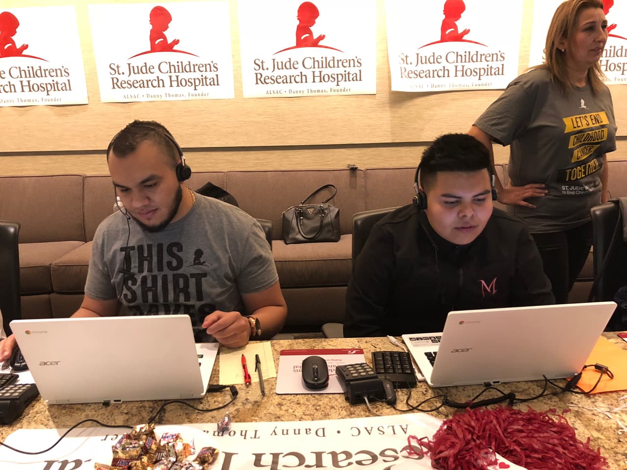 <b>Banda La Maravillosa</b> aportó su granito de arena.
<br>
<br>
<b>DONA AQUÍ: <a href="http://bit.ly/UnidosConStJude" target="_blank">bit.ly/UnidosConStJude</a></b>