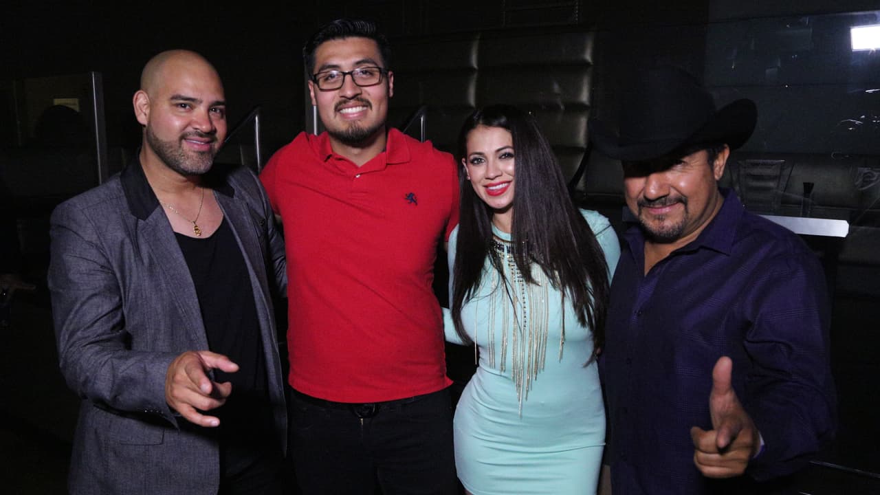 Una noche inolvidable con Raúl 'El Pelón', Carla Medrano y El Feo en Xalos Event Center.