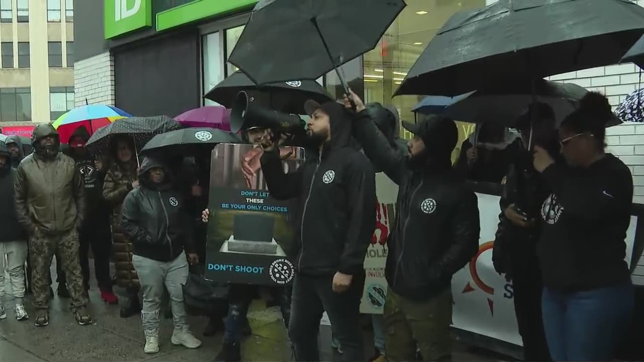 “Tenemos miedo de andar en la calle” Comunidad exige un alto a la violencia armada en el Bronx