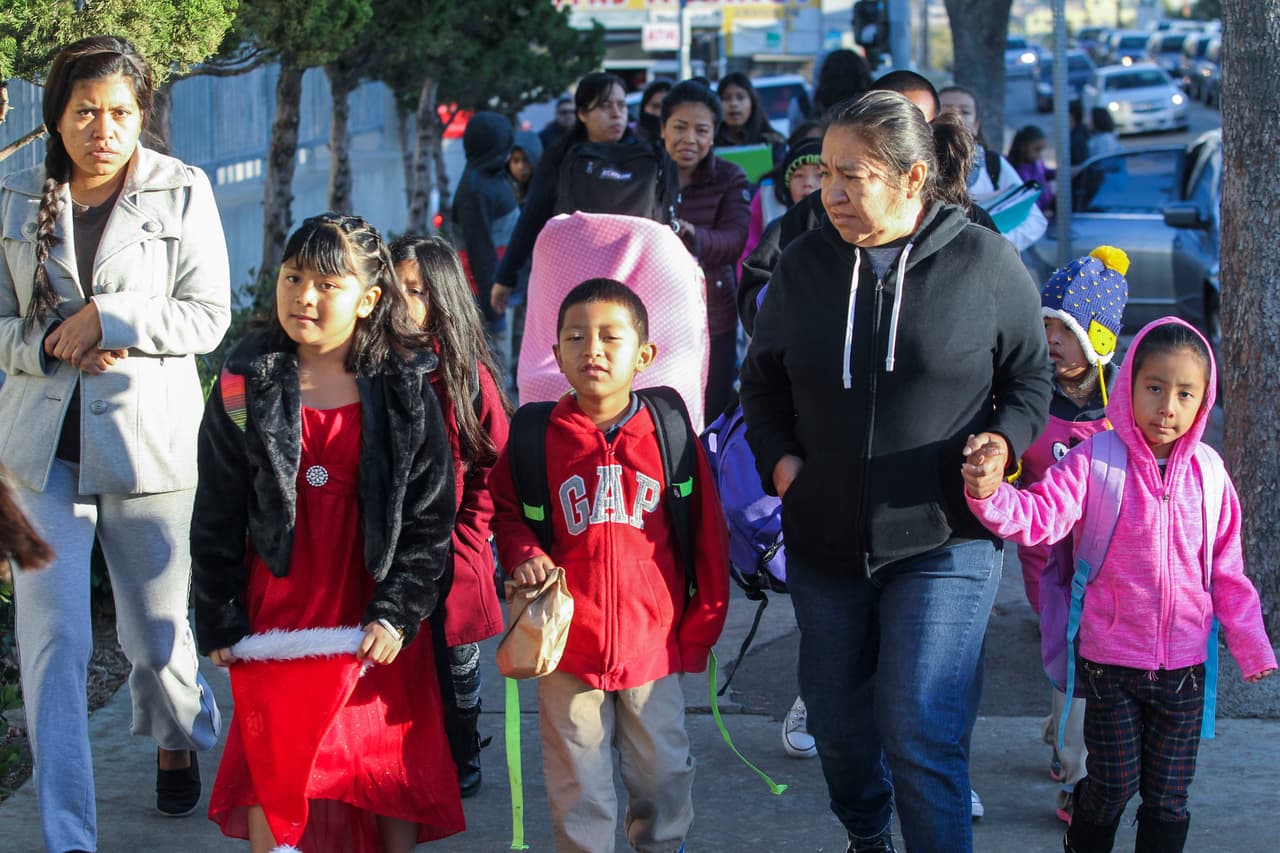 Las organizaciones que están tratando de mantener la tranquilidad en las escuelas después de las elecciones