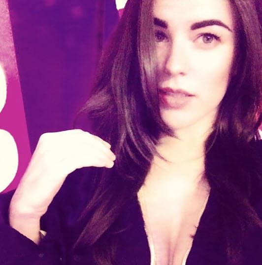 "Vivo mi hoy, mi vida es hoy y no me preocupo por el pasado ni por el futuro, es el presente”, respondió cuando le preguntaron por su sentir tras terminar su relación con Melissa.