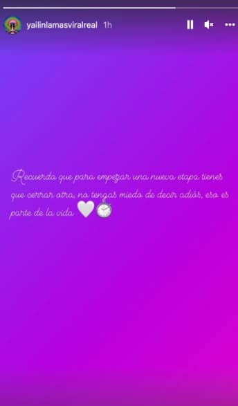 El 9 de septiembre ella escribió: “Recuerda que para empezar una nueva etapa tienes que cerrar otra. No tengas miedo de decir adiós, eso es parte de la vida”. 
<br>
