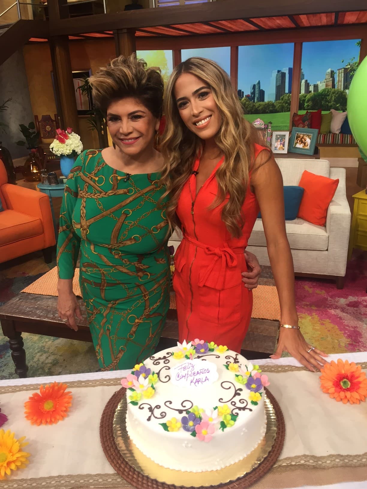 Sin duda la belleza es genética en la familia de Karlita.