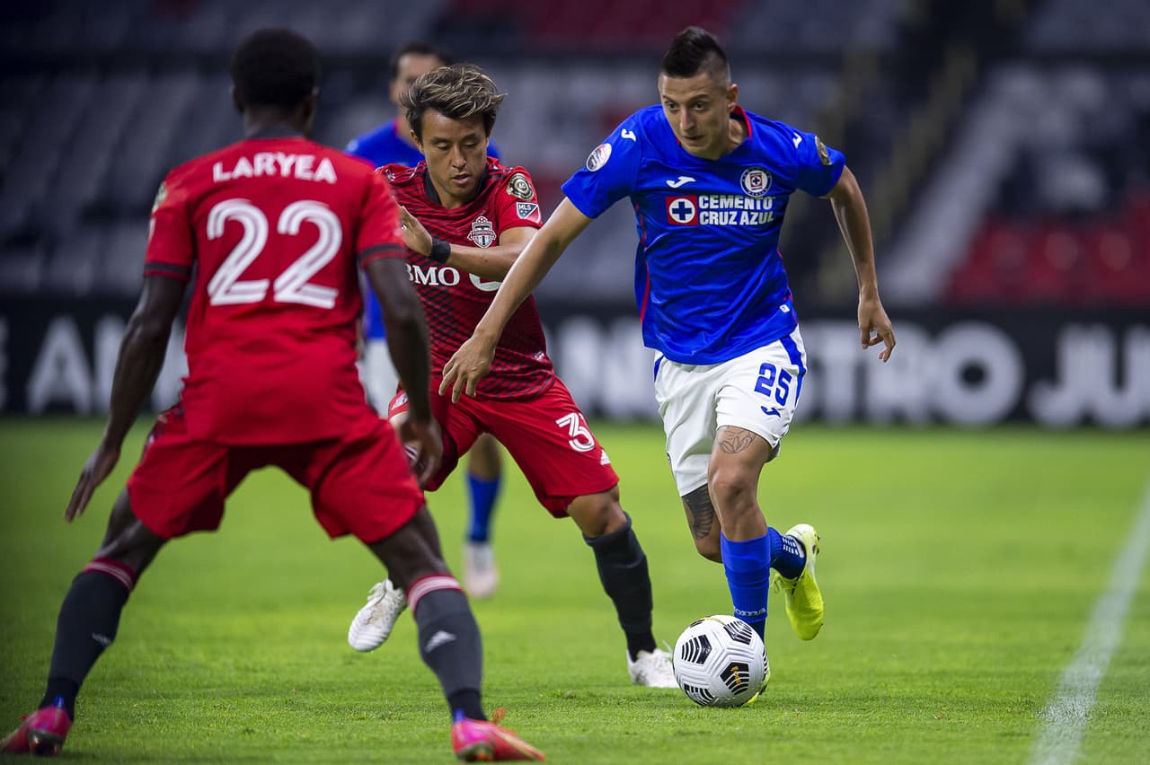 Con un solitario gol de Brayan Angulo, Cruz Azul vulve a vencer a Toronto y con un marcador global de 4-1, son el segundo equipo clasificado a las semifinales.