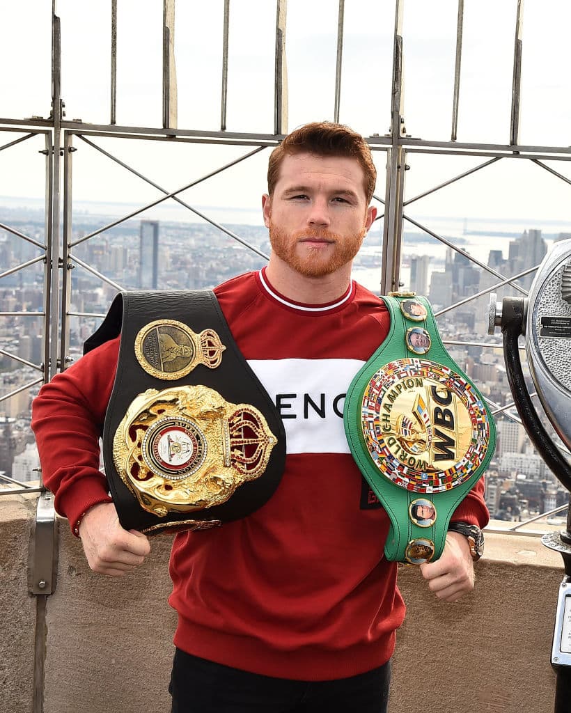Esto dejó a nuestro 
<b>Saúl Álvarez </b>en el tercer lugar de los deportistas mejor pagados en la historia.