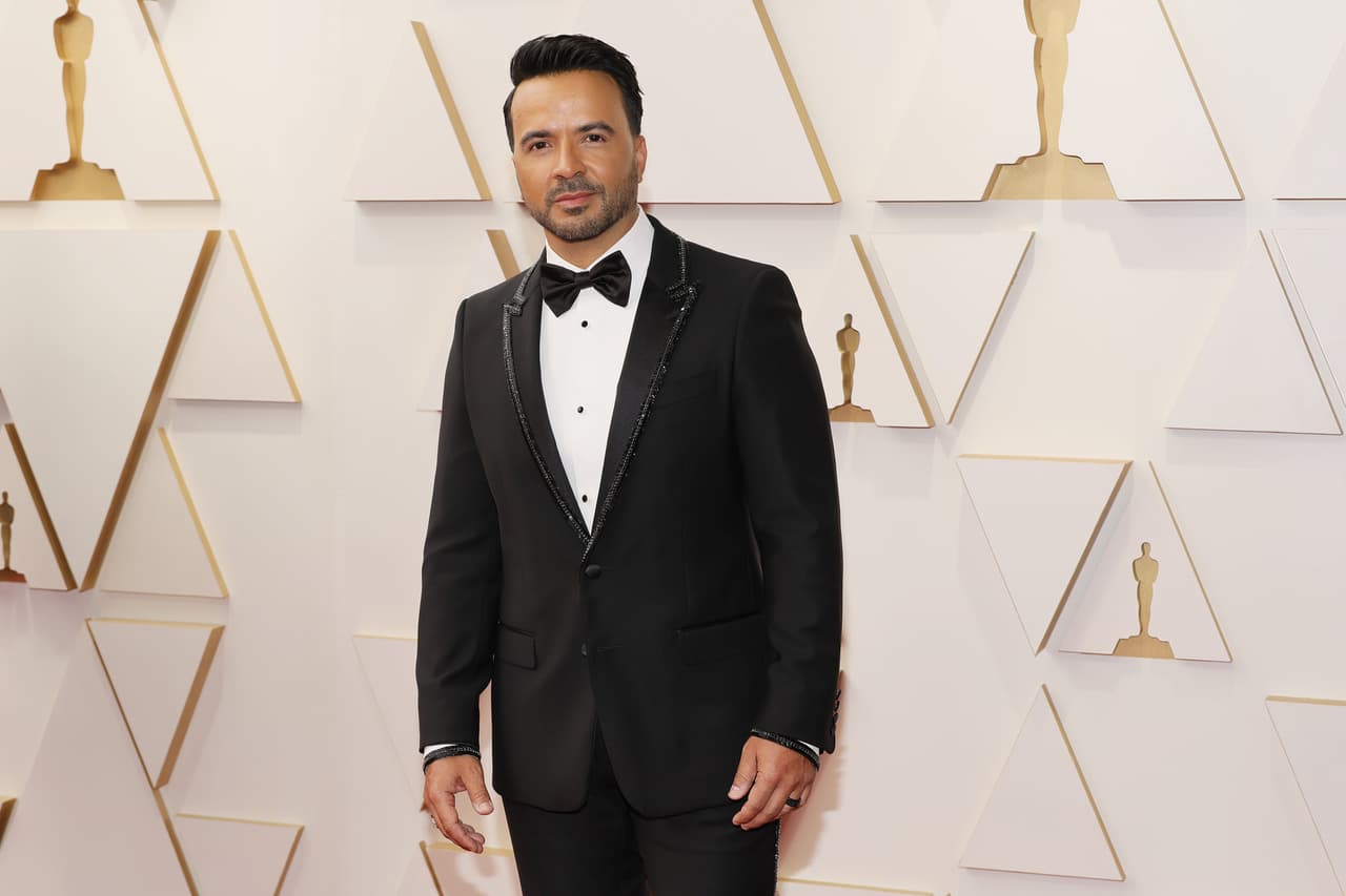 Luis Fonsi Premios Oscar 2022
