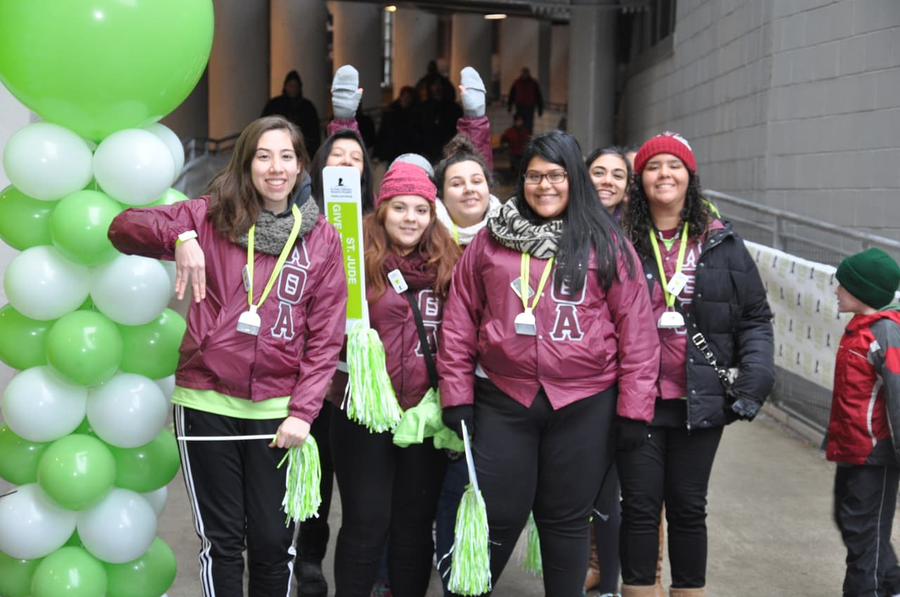 La caminata será de 5 kilómetros, el equivalente a 3.1 millas, y la salida será en el South Pond en Lincoln Park.