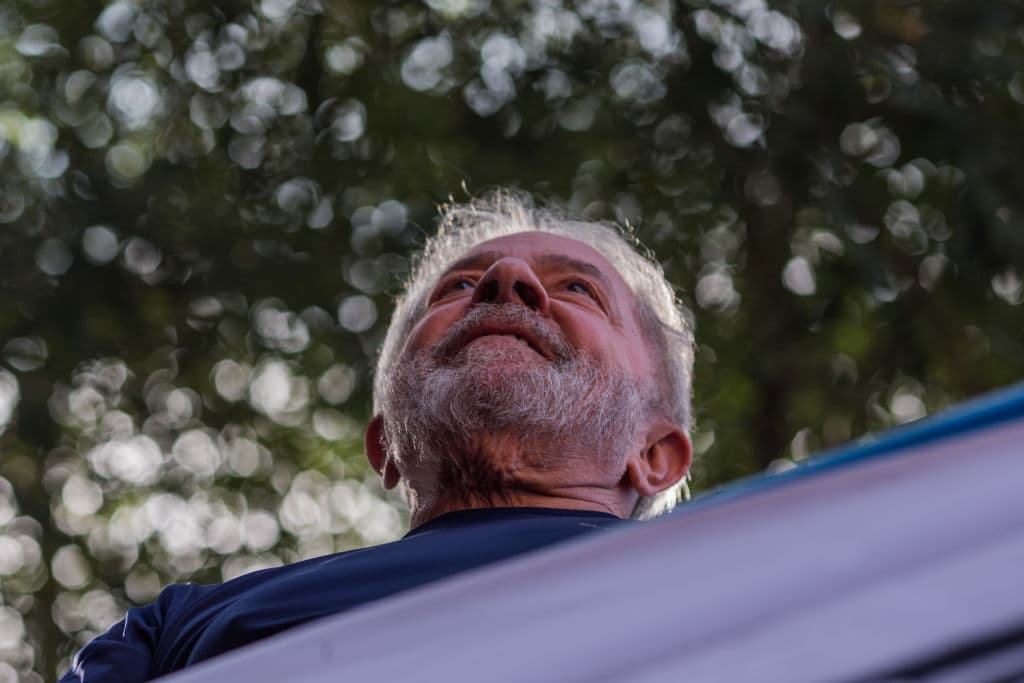 El expresidente antes de entregarse a las autoridades brasileñas.