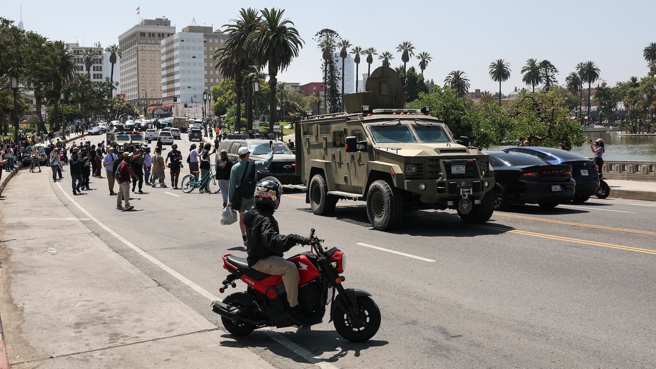 No hubo arrestos durante el operativo. Bass aseguró que 
<b>el objetivo no era detener personas, sino intimidar a comunidades migrantes.</b>
