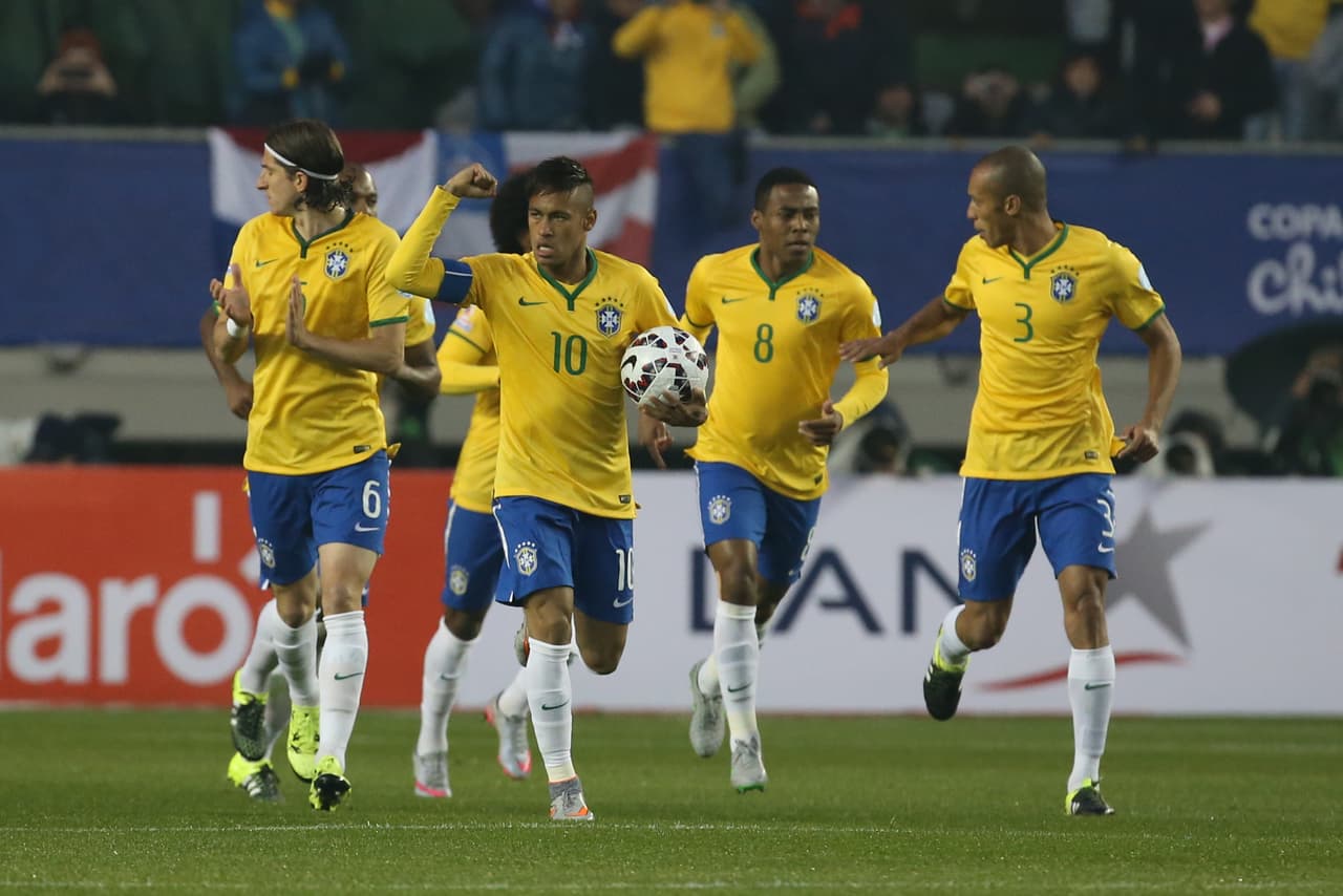 Brasil 2-1 Perú: Neymar comanda a Brasil a su primer triunfo ante Perú