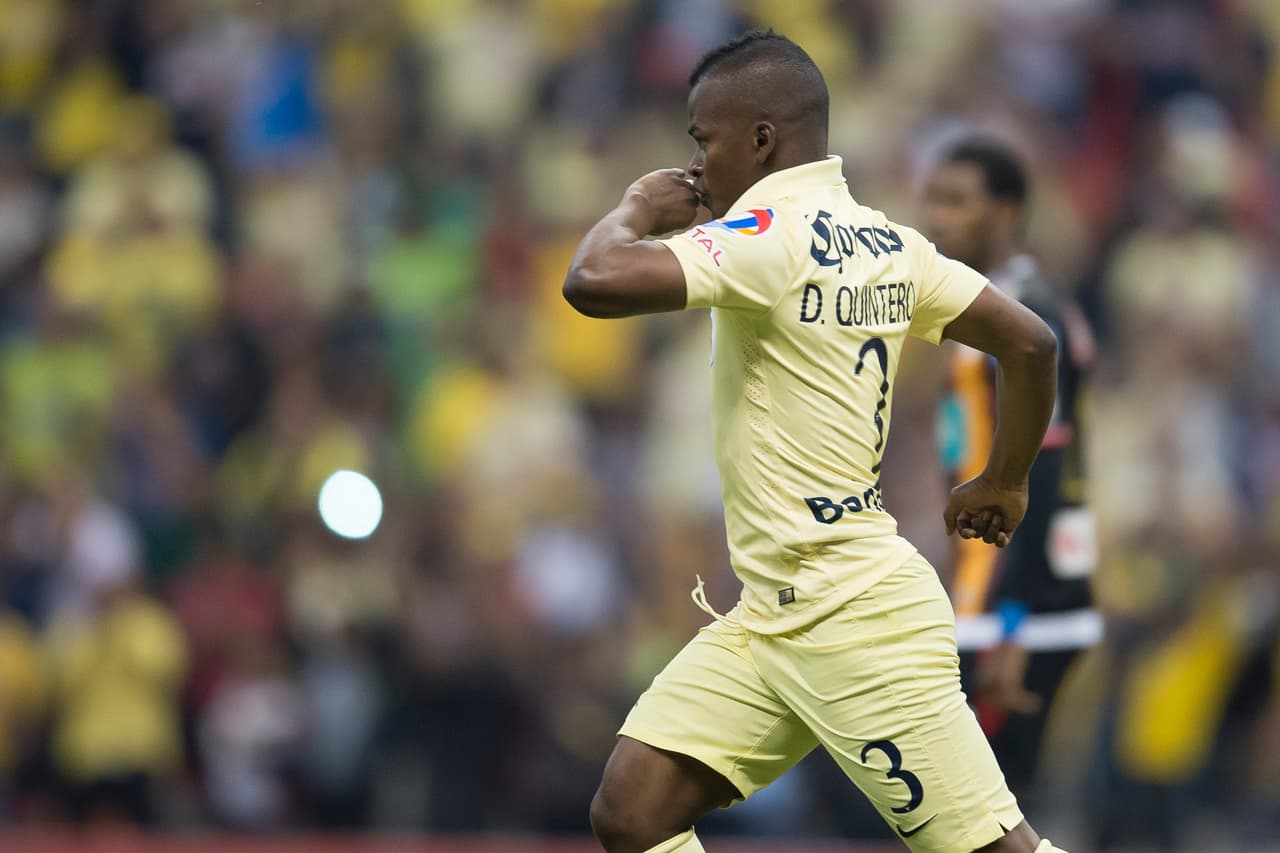 Con las Águilas su rendimiento fue menor que con Santos y en 146 partidos durante cuatro temporadas marcó 27 goles y puso 23 asistencias.