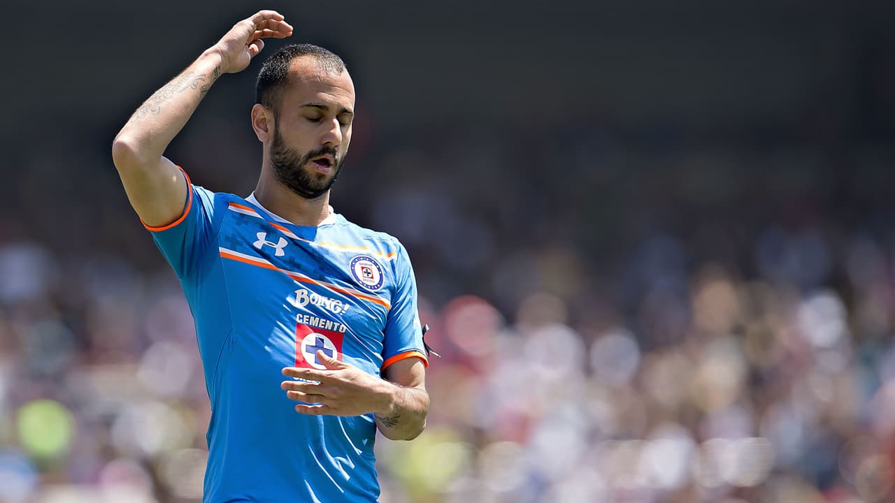Víctor Vázquez reveló una de las causas para dejar Cruz Azul