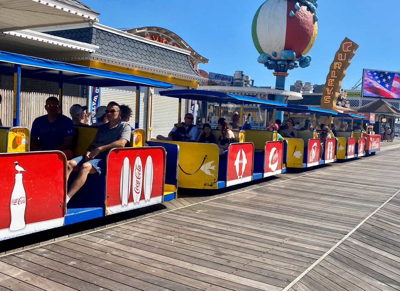 "Si no respetan las reglas serán cerrados": la advertencia del gobernador Murphy a los dueños de bares en Jersey Shore 