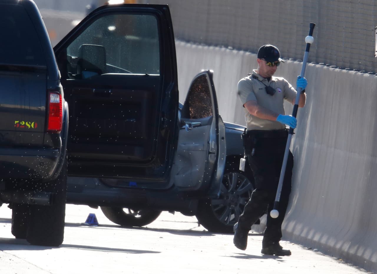 El conductor presuntamente disparó y mató a un pasajero poco antes de las 3:00 am.