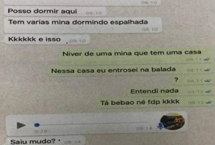 El primer mensaje entre Correa y su amigo.