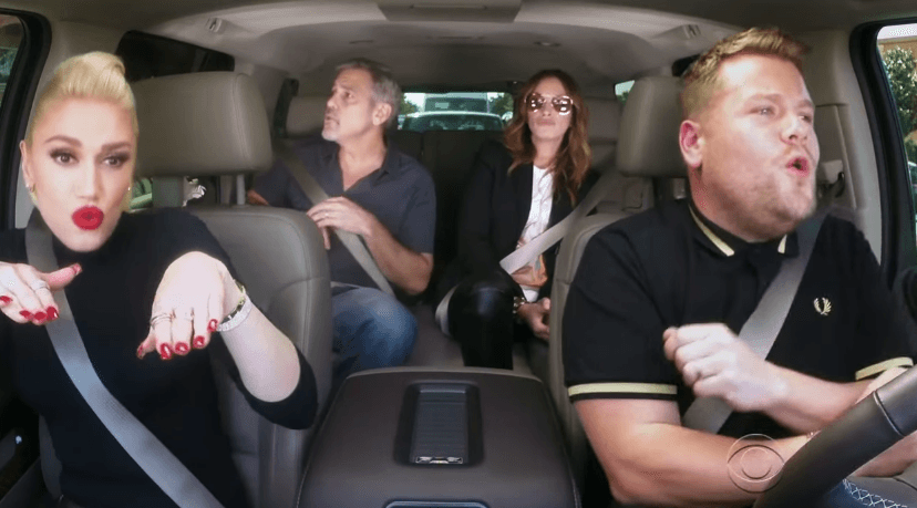 Gwen Stefani, George Clooney y Julia Roberts cantan “Hollaback Girl”