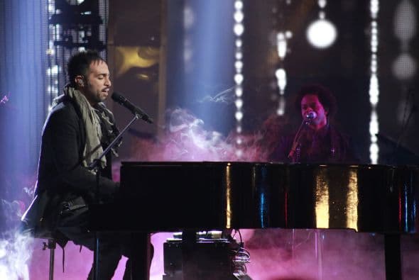 ¡Y recibamos a nuestros invitados especiales!