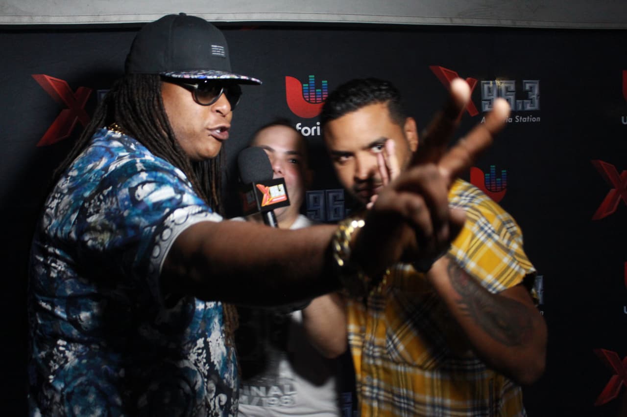 Una vez más los fans de La X abarrotaron Six Flags para celebrar el día de independencia con la música de Zion y Lennox.