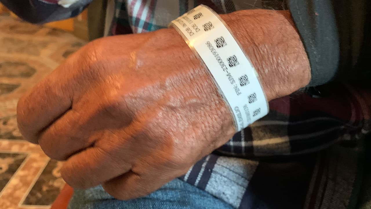 Después del accidente lo llevaron a un hospital en el centro de Houston para ser atendido donde descubrieron que se había fracturado el hombro.