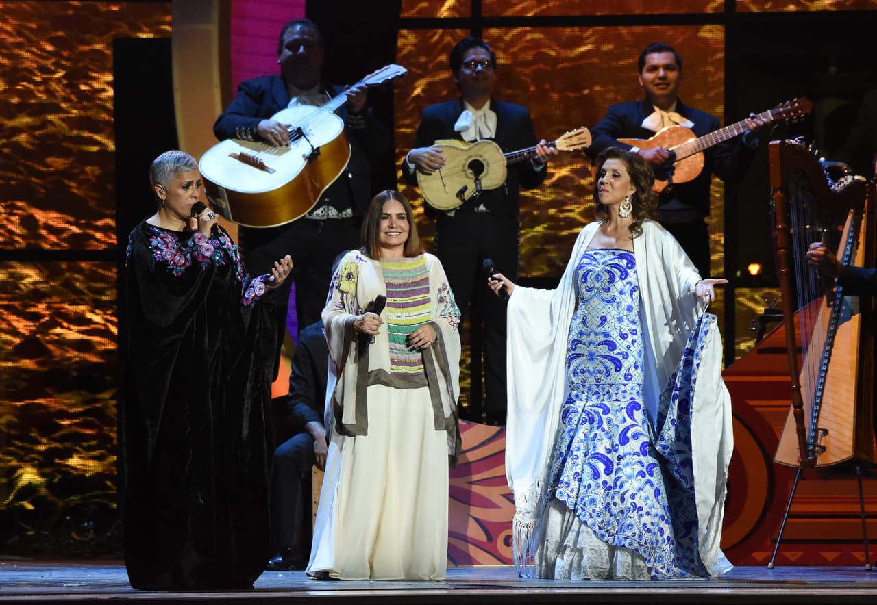 Las divas Tania Libertad, Guadalupe Pineda y Eugenia León dieron cátedra de interpretación y actitud.