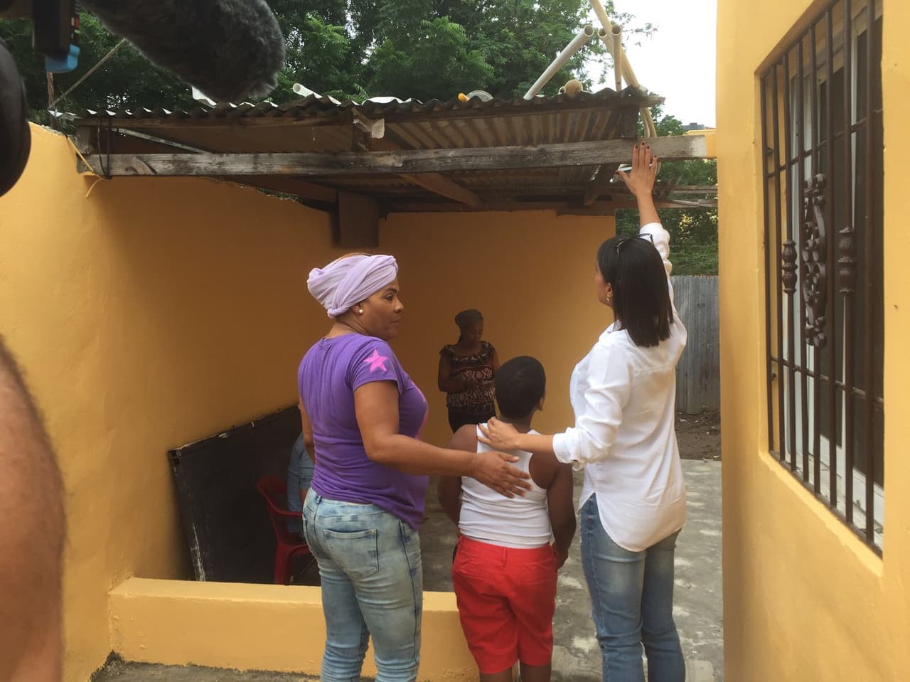 Junto a su familia, Francisca recorrió todos los rincones de la que parecía una nueva casa.