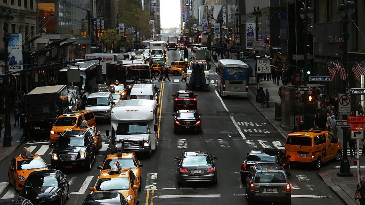 NYC toma medidas para evitar accidentes tras ola de muertes de peatones la semana pasada