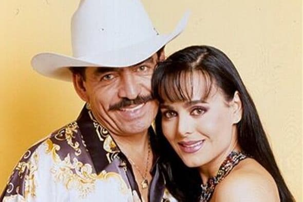 Joan y Maribel fueron pareja en la década de los noventa. Se conocieron mientras participaban en la novela 'Tú y Yo'.