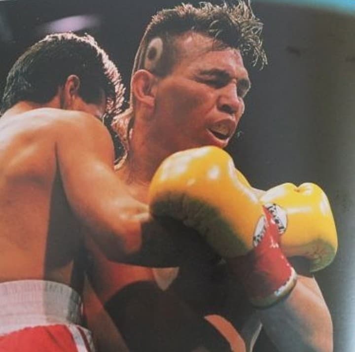 A pesar de estar enfermo por los rigores de los fuertes golpes que recibió durante su exitosa carrera en el boxeo, el mexicano no pierde el optimismo gracias a Dios.
<br>