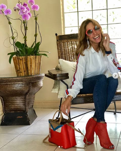 Una de las pasiones de Lili Estefan son los zapatos, tiene de todos los colores, estilos y diseños.