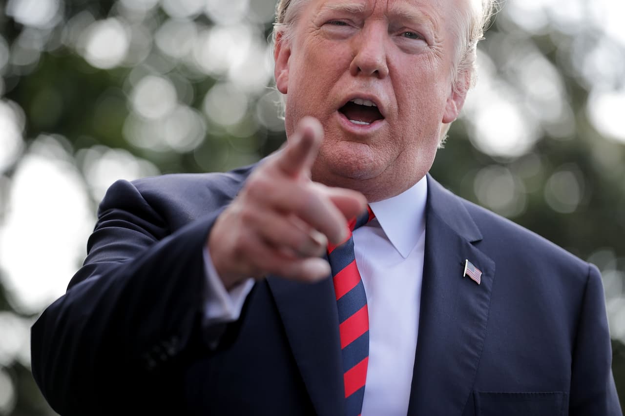 "Ten cuidado con lo que deseas", la amenazadora advertencia de Trump a una congresista demócrata