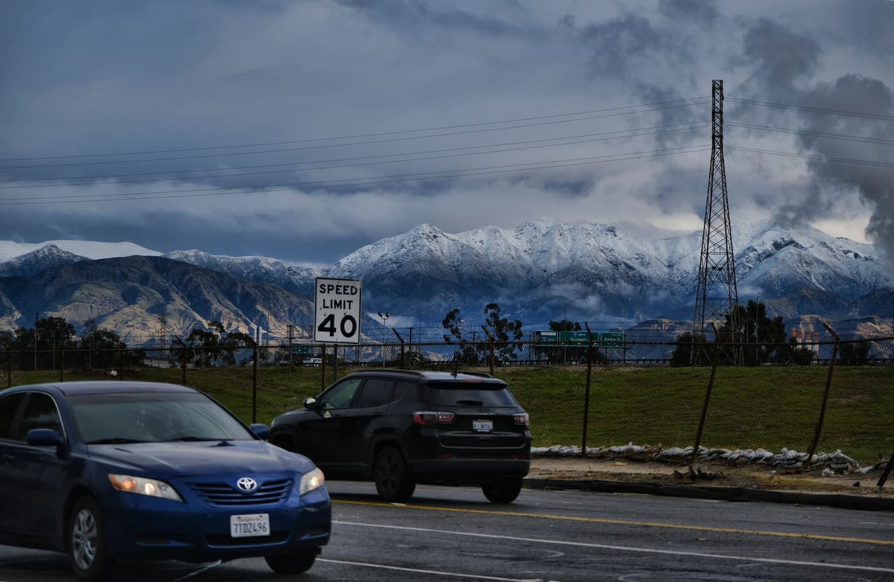 Este fue el panorama en horas de la mañana de este jueves 26 en las carreteras cercanas a Sun Valley en Los Ángeles.