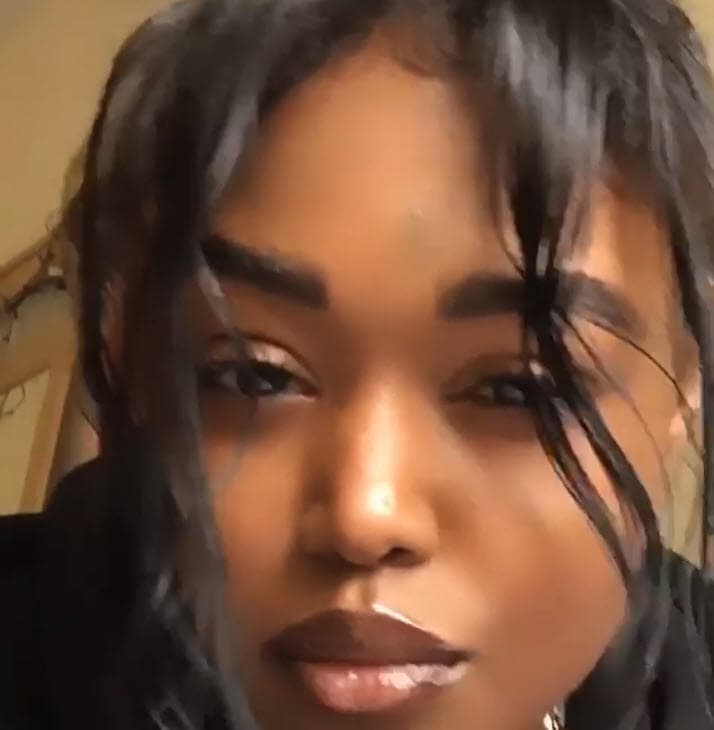 Su representante la describió como "una artista y persona extremadamente 
<b>inspiradora y única</b>". 
<br>